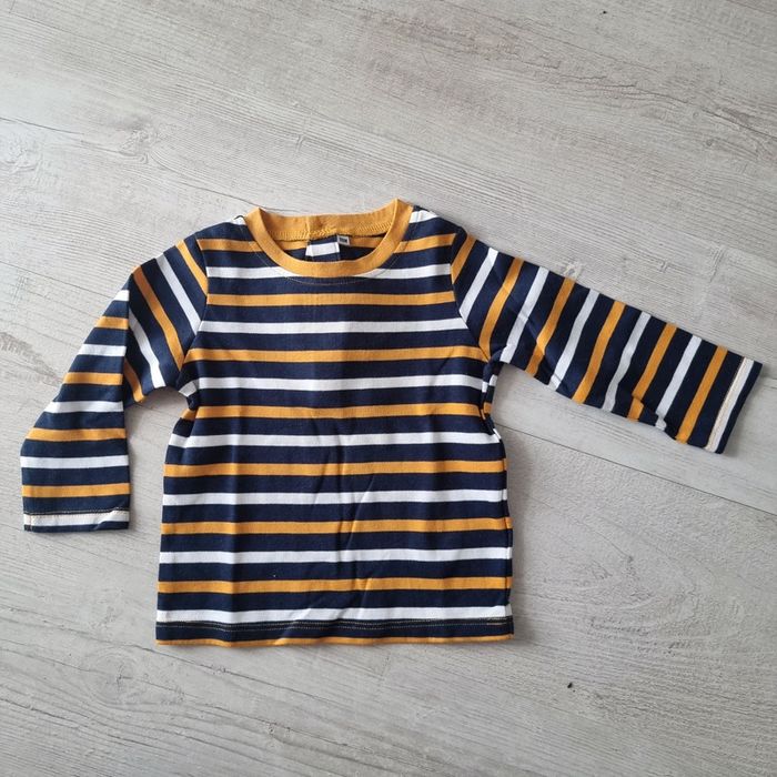 Ensemble t-shirt manches longues jogging