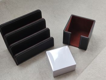 Lot Porte post it et porte courrier