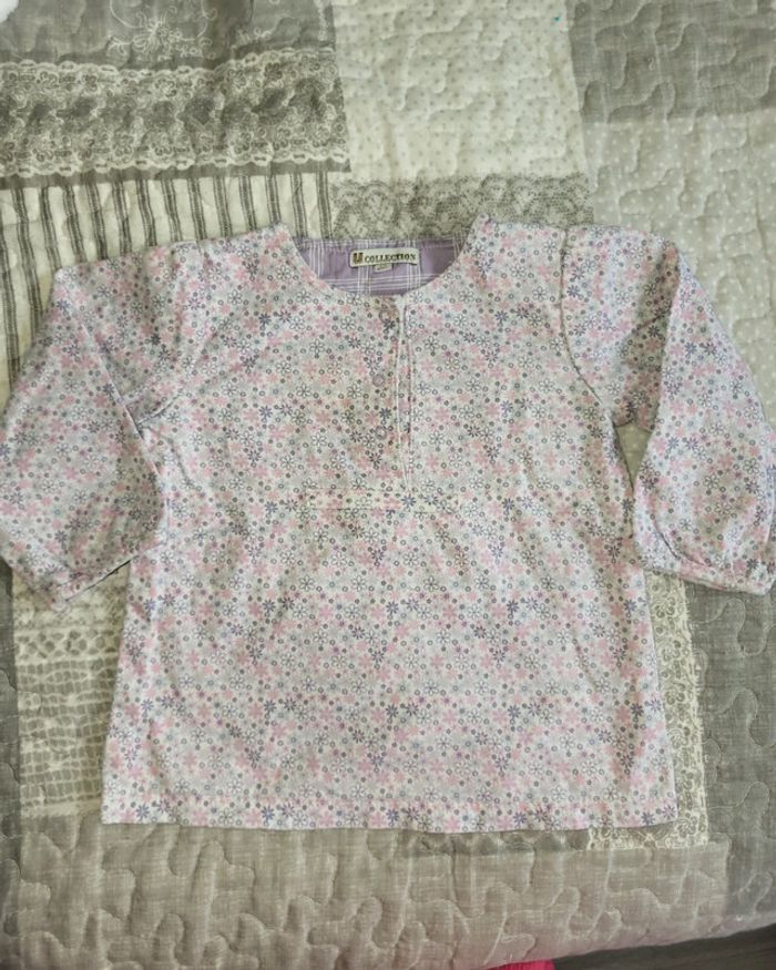 Blouse à fleurs violet 12 mois