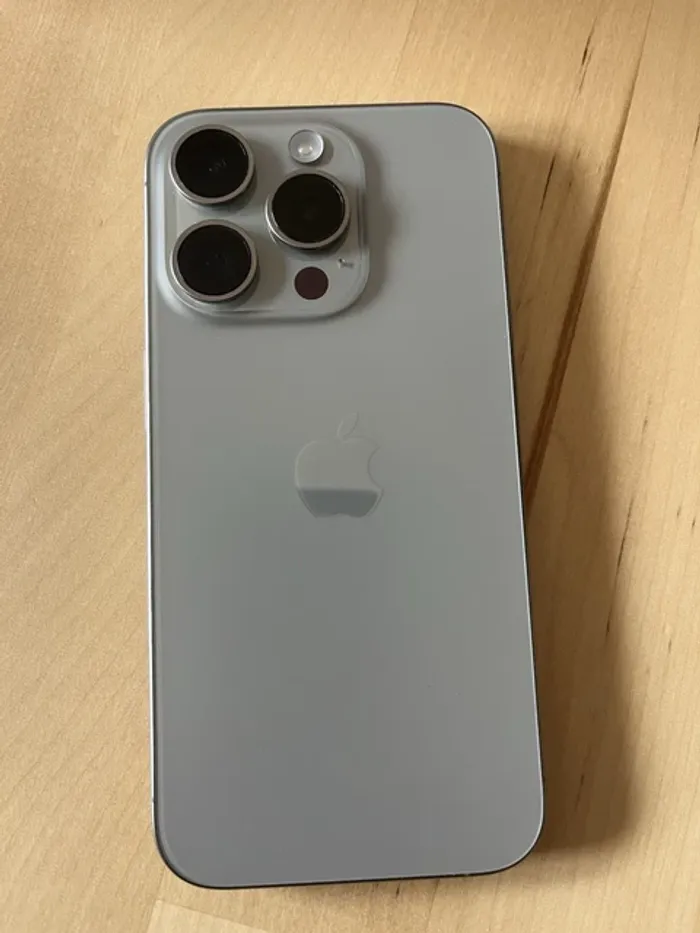 Iphone 16 pro max 256 go - photo numéro 3