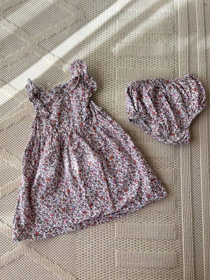 Robe à fleurs + culotte bébé