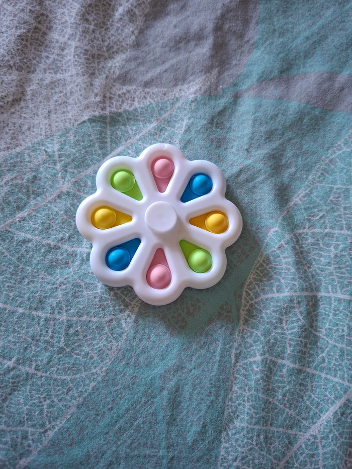 Pop-it spinner