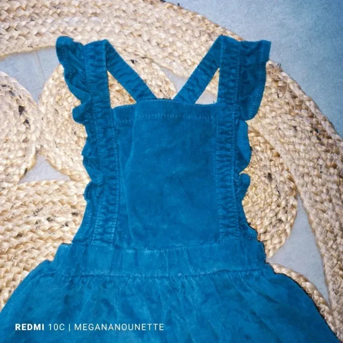 💙 Robe salopette à Volants Bleu Indigo – Taille 4 ans – Kiabi 💙 - photo numéro 3