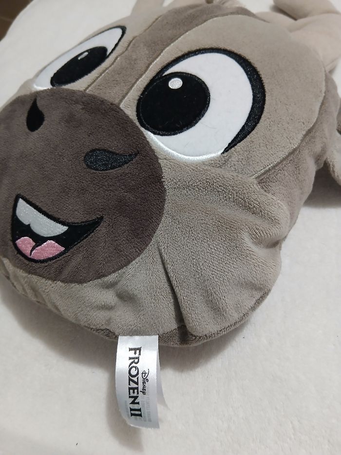 Peluche coussin Disney Sven Frozen II - photo numéro 3