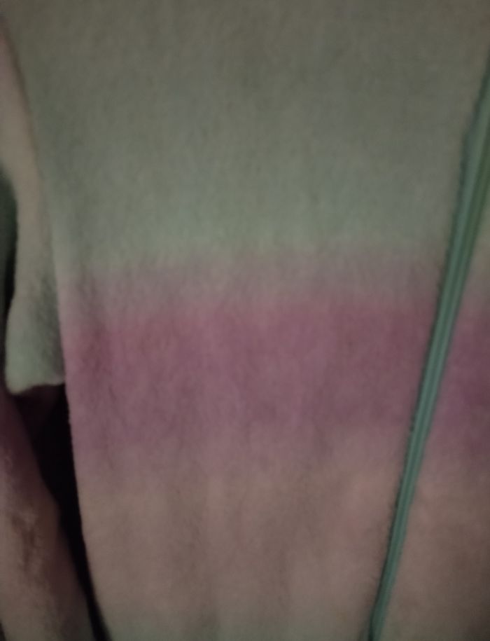 Combinaison pyjamas polaire Licorne multicolore en très bon état - photo numéro 3