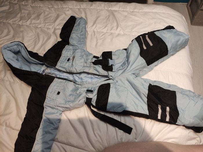 Combinaison hiver taille 104