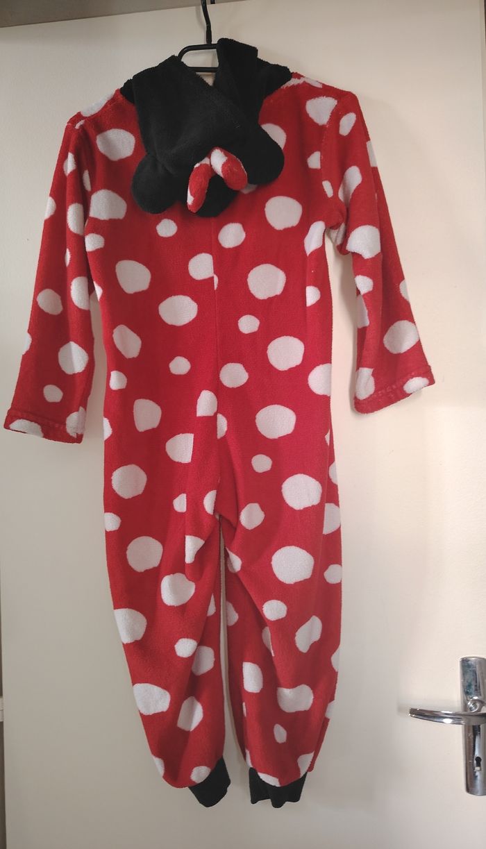 Combinaison pyjama Winnie Disney taille 8 ans - photo numéro 5