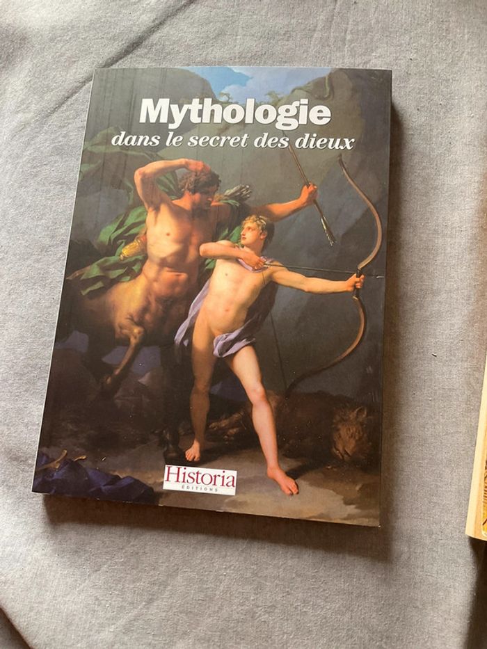 #Mythologie dans le secret des dieux Historia Éditions