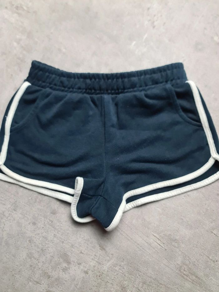 Short bleu marine taille elastique taille 6 ans fille Marque kiabi - photo numéro 2