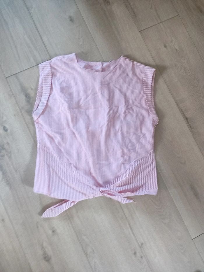 Top a rayures et noeud