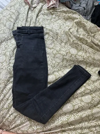 Jean noir skinny kiabi - taille 36