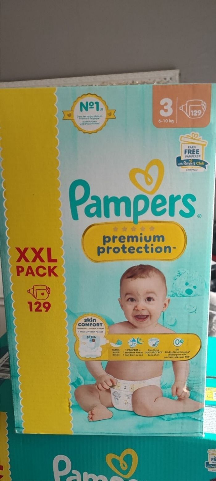 Couches pampers premium 3