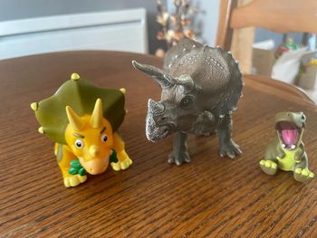 Lot de 3 dinausaures