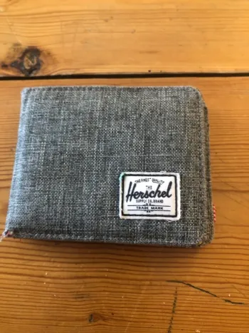 Petit portefeuille Herschel
