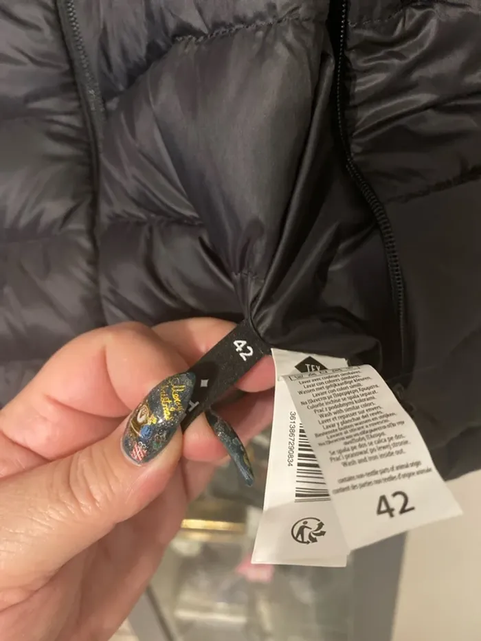 superbe veste en plume réversible tiens bien chaud taille 42 neuve - photo numéro 3