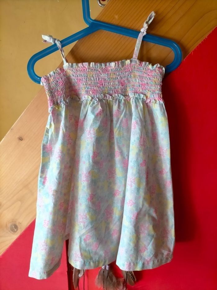 Très jolie robe Petit bateau 3 ans - photo numéro 4