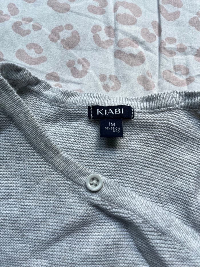 Brassière bébé gris Kiabi 1 mois - photo numéro 4
