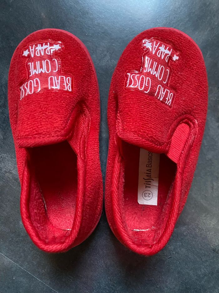 Chaussons velours rouge beau gosse comme papa 23 - photo numéro 2