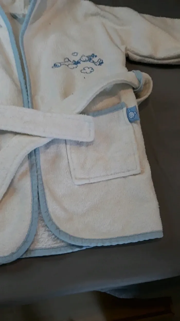 Sorti de bain 18 mois - photo numéro 5