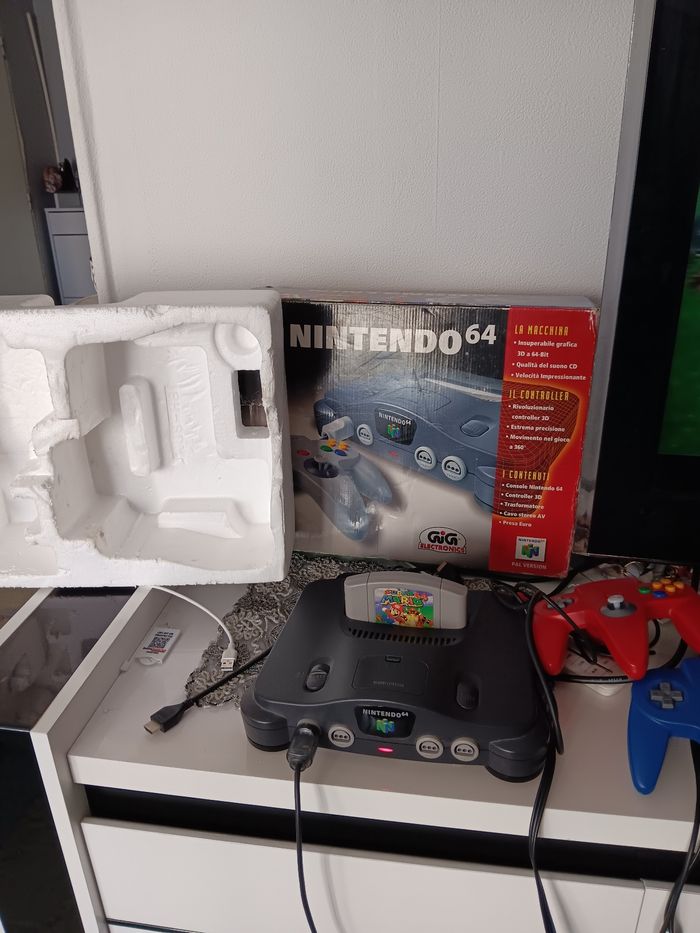 Console Nintendo 64 - photo numéro 2