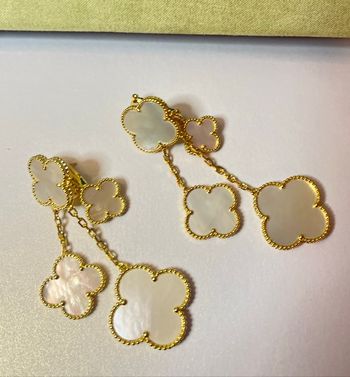 Boucles d’oreilles vermeil et blanc nacré