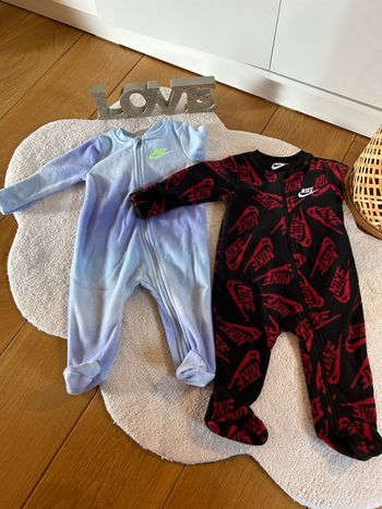 Pijama bebe Nike 3 mois