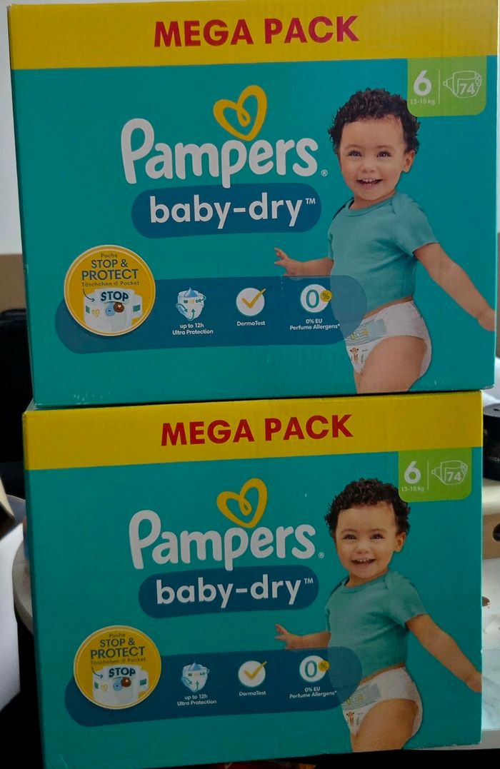 Lot 2 cartons taille 6 pampers