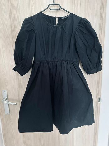 Robe courte ballon manches bouffantes noir taille S ZARA