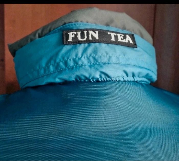 Blouson bleu avec capuche taille S-M (Fun Tea) - photo numéro 5