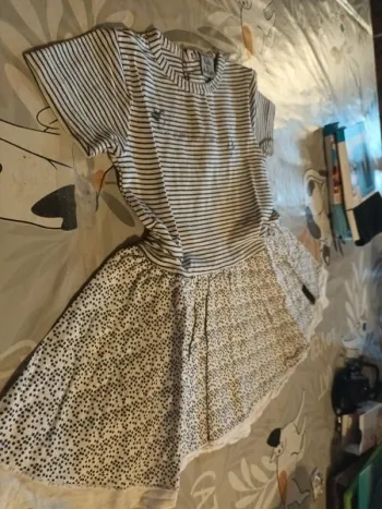Robe 18 mois