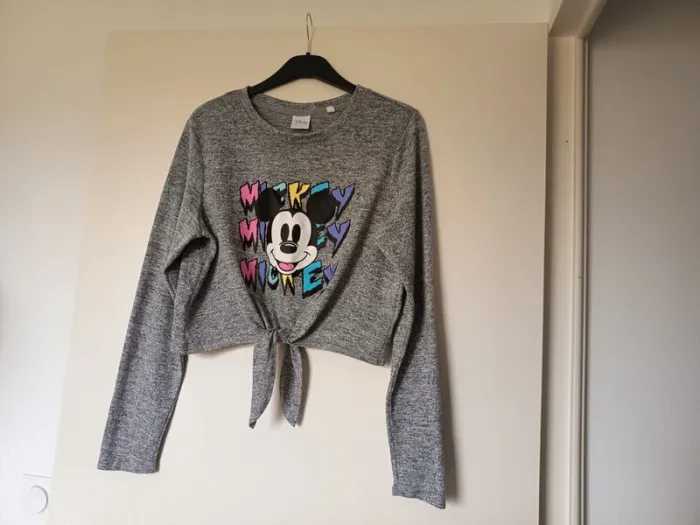 Pull fille Disney Mickey taille M enfant très bon état - photo numéro 3
