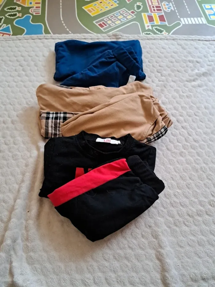 Lot 3 ensembles garçon SHEIN – Pantalon + Pull – Taille 24 mois