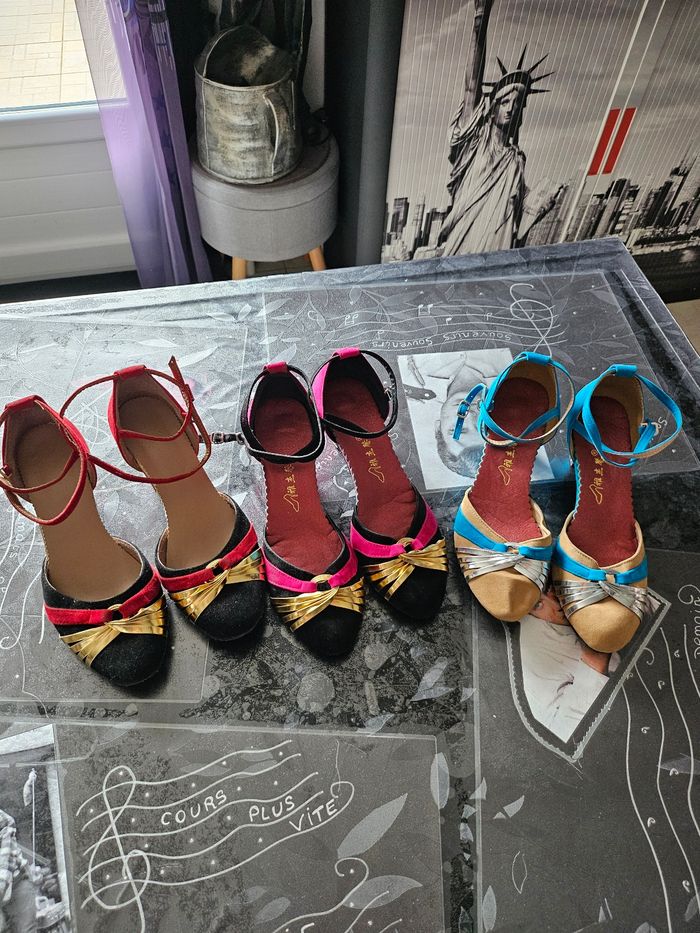 Chaussures en lot ou à l'unité