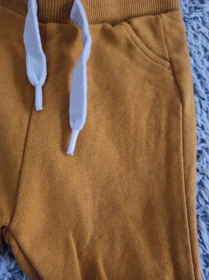 Pantalon 3 mois - photo numéro 2