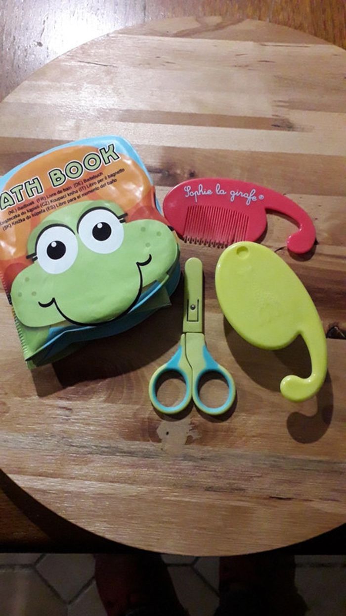 Lot pour hygiène de bébé