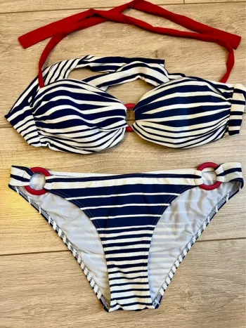 Maillot de bain taille 40 Kiwi St Tropez