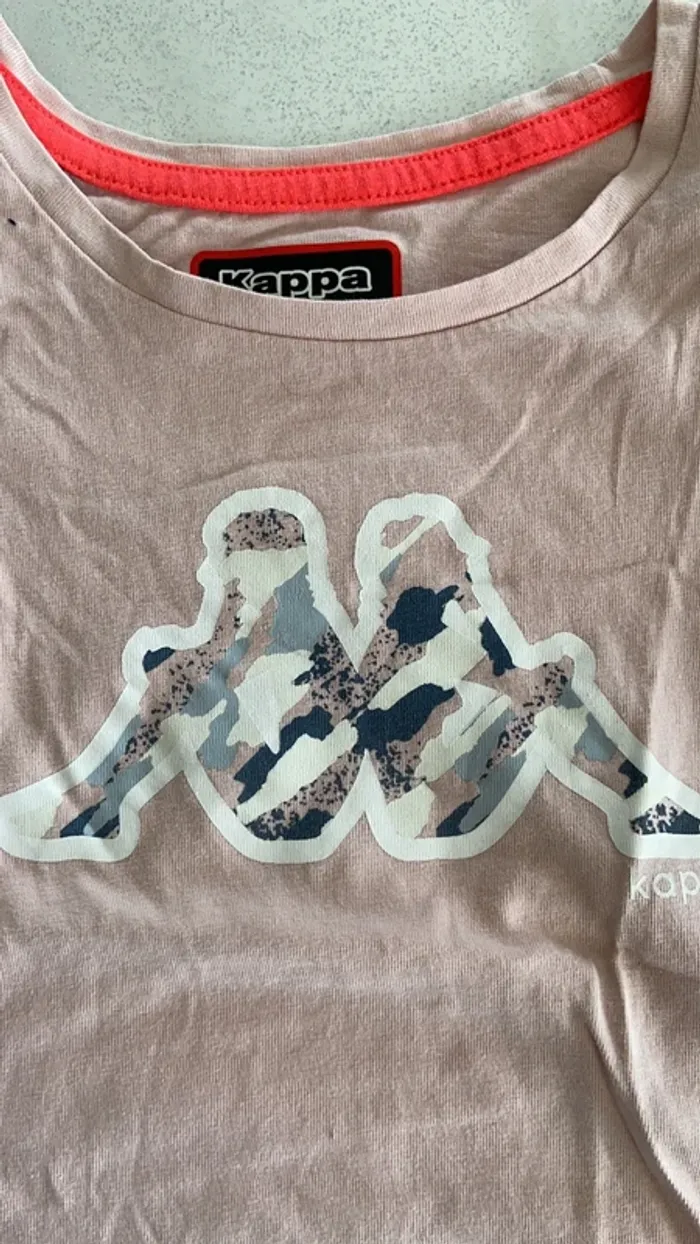Tee-shirts taille 6ans - photo numéro 2