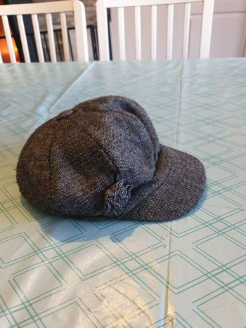 Joli beret fille 54