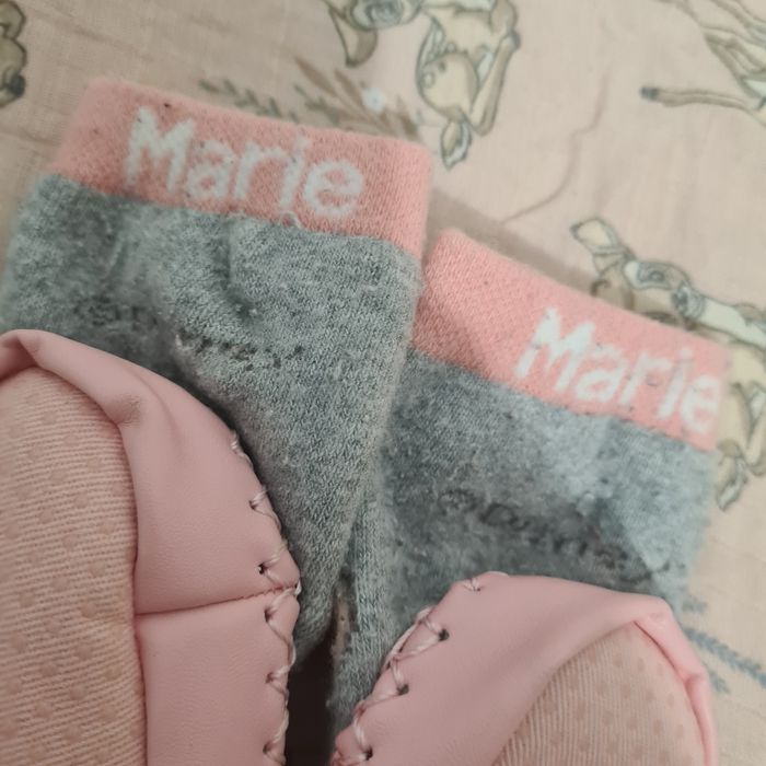 Chaussons chaussettes marie 6-12 mois - photo numéro 4