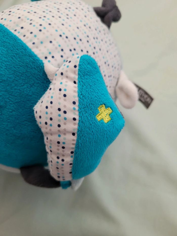 Balle d'activités bébé velours adaptée dès la naissance - photo numéro 14