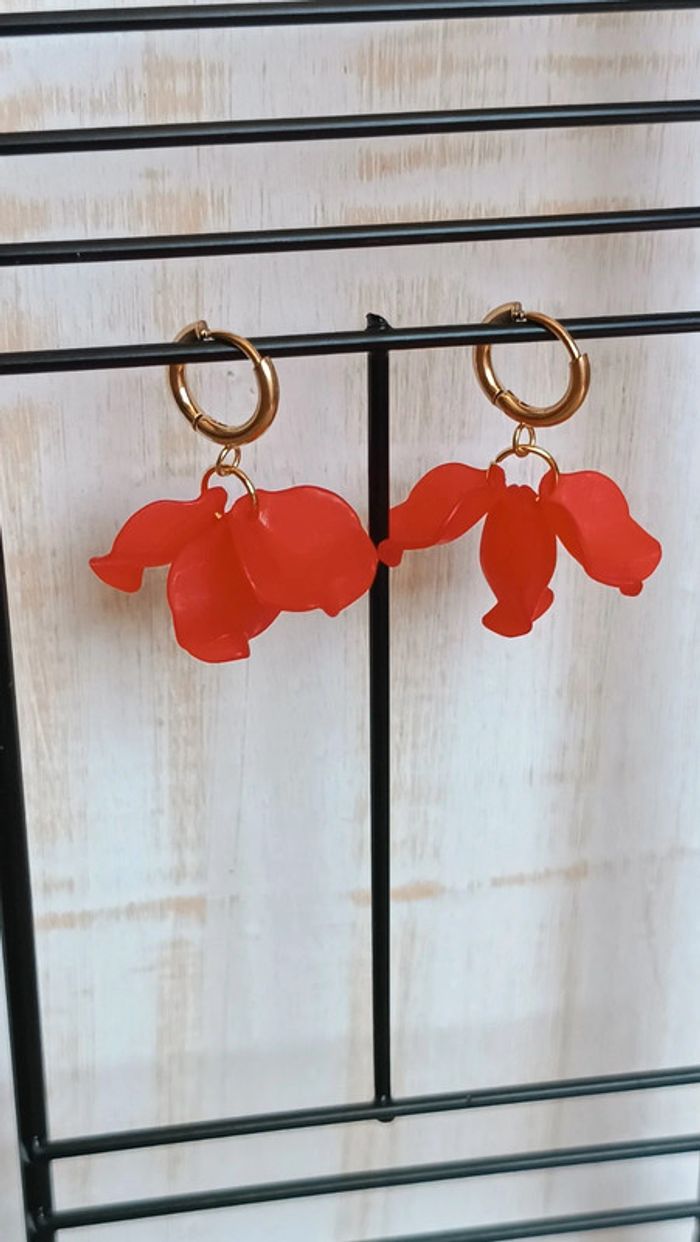 Mini créoles pétales de fleurs