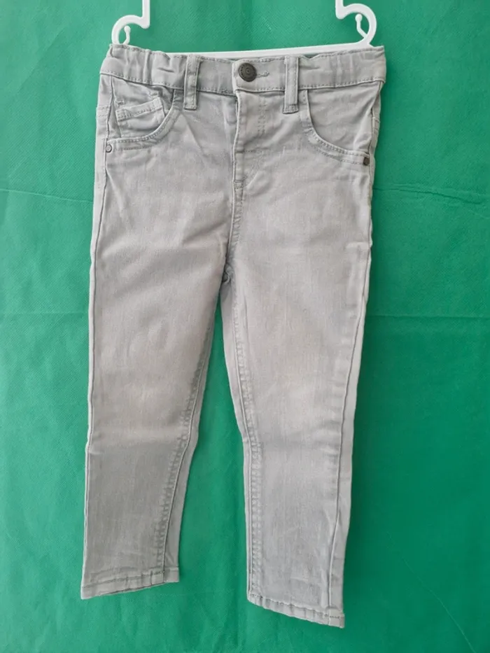 Kiabi - 36 mois - Jeans slim - photo numéro 2