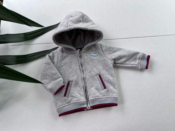 Veste polaire fourré sergent major  Motif baleine chaud hiver Très bon état  Taille 6 mois