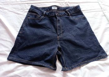 Short KIABI taille 42
