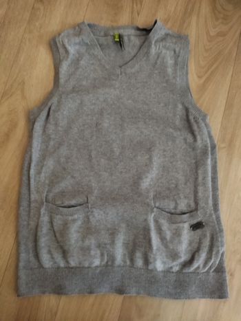 Pull sans manches 8 ans