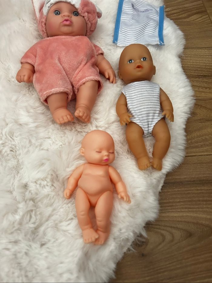 Bébé poupon en plastique - photo numéro 2