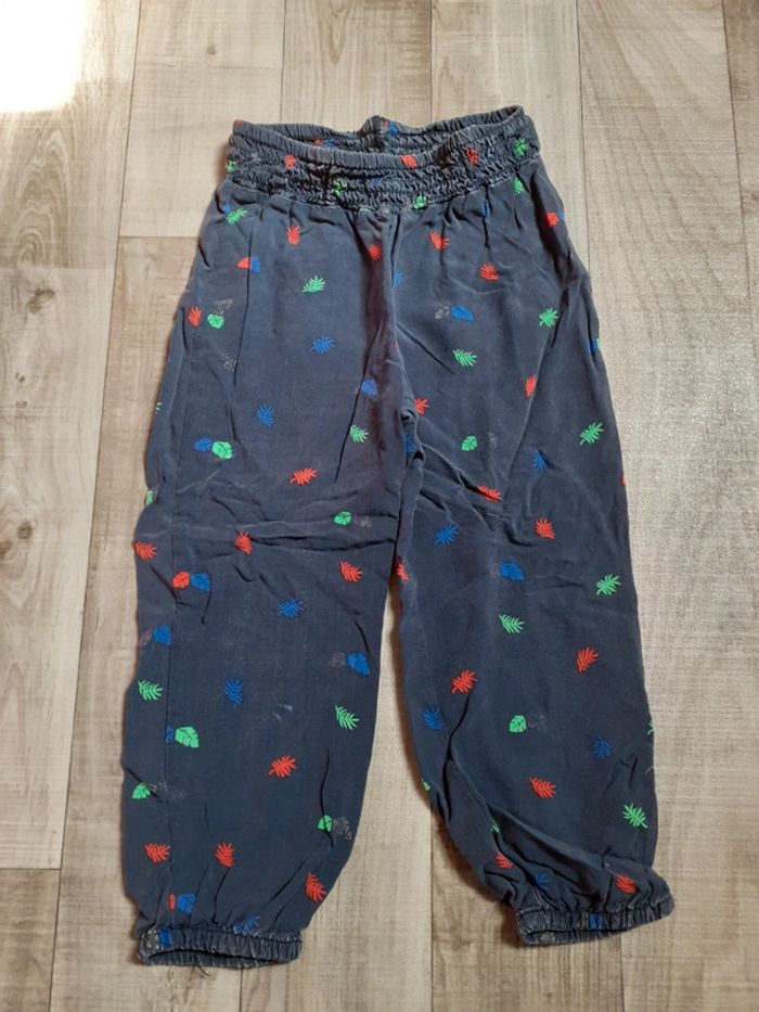 Pantalon fille sarouel bleu marine à motifs 3 ans