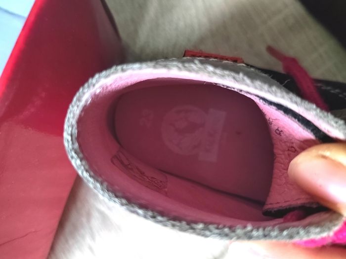 Kickers taille 22 bonbon noir gris fushia ☺️ très bon état général #kickers #kickersfille - photo numéro 9