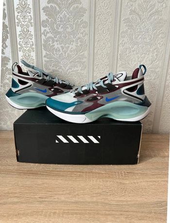Nike N110