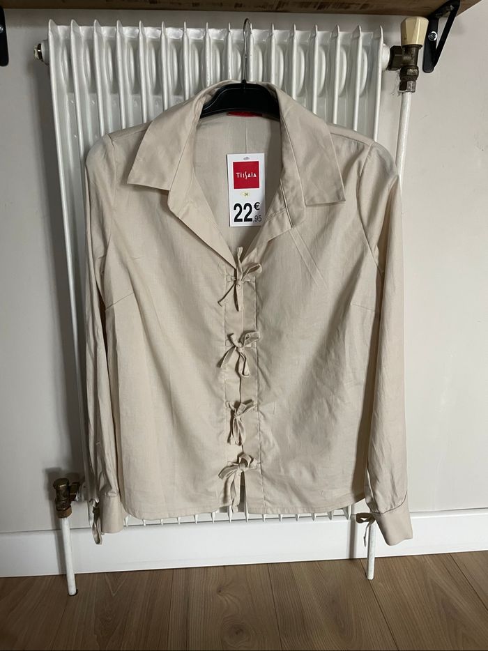 Chemise beige neuve - photo numéro 2